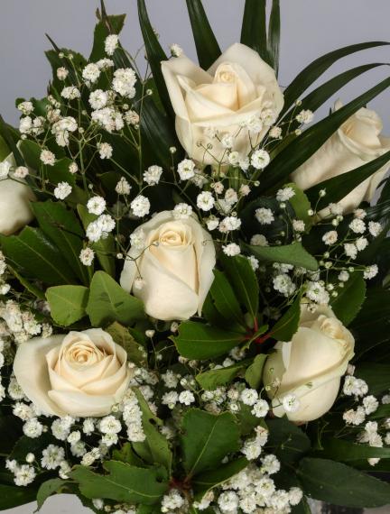 Ramo de 6 rosas blancas 3