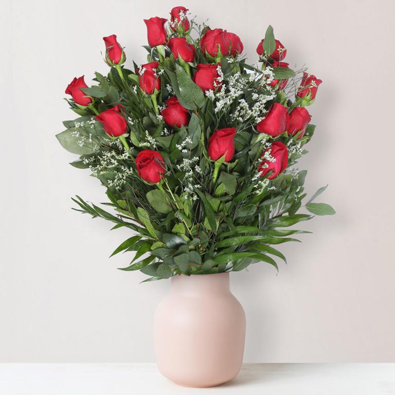 Ramo de 18 rosas rojas